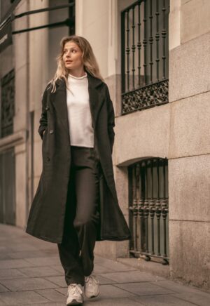 abrigo-elegante-mujer-008hjx-1.jpg ABRIGO OVERSIZE NEGRO LILY Ütopya Shop - Imagen 1
