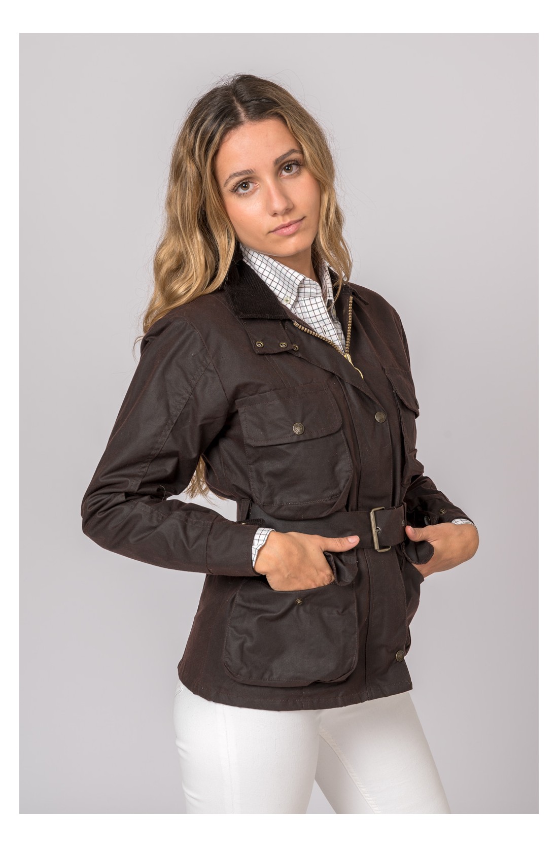 chaqueta-encerada-290wst-1.jpg CHAQUETA ENCERADA WOMAN 4 BOLSILLOS MARRÓN - Imagen 1