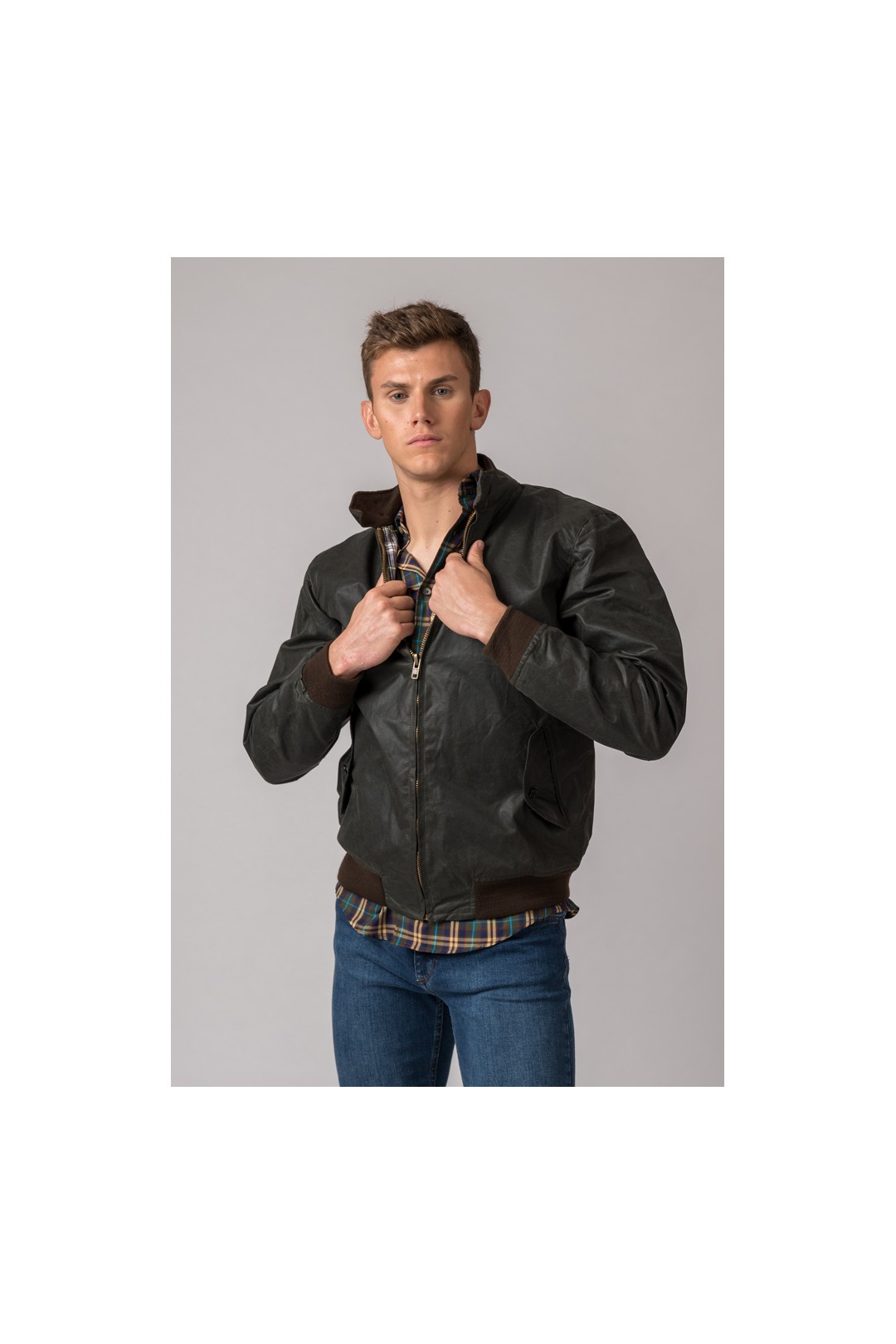 chaqueta-harrington-hombre-950zxb-1.jpg CAZADORA HARRINGTON VERDE - Imagen 1