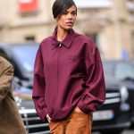 5 chaquetas de entretiempo de tendencia de Stradivarius que agotan madres e hijas españolas